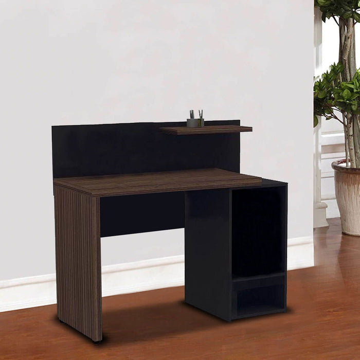 Stylish workstation for students and remote workers