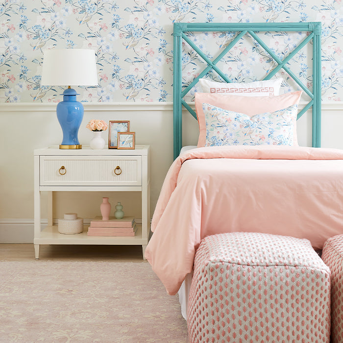 Marilyn Floral Wallpaper in Bedroom